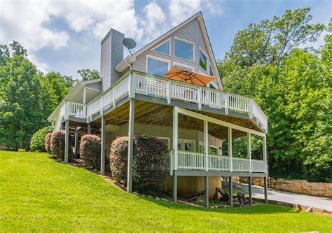 Lake lanier waterfront homes for sale by owner. Things To Know About Lake lanier waterfront homes for sale by owner. 